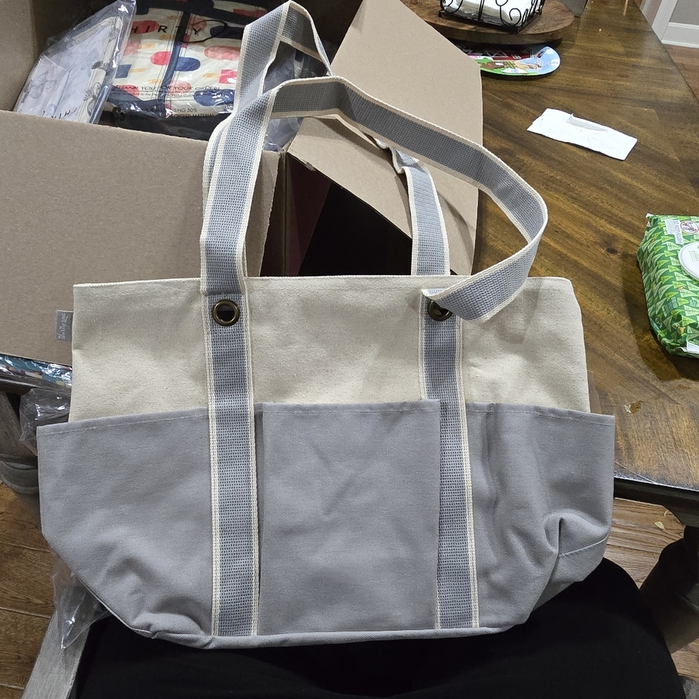 Canvas carry all tote grey by thirty-one gifts